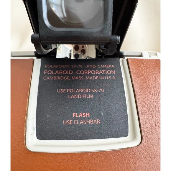 Vintage Polaroid SX-70 Model 2 Land Camera - Picture 2 of 7